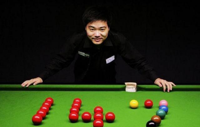 半场战报：利兹联0-0比利亚雷亚尔，尼奥托造险